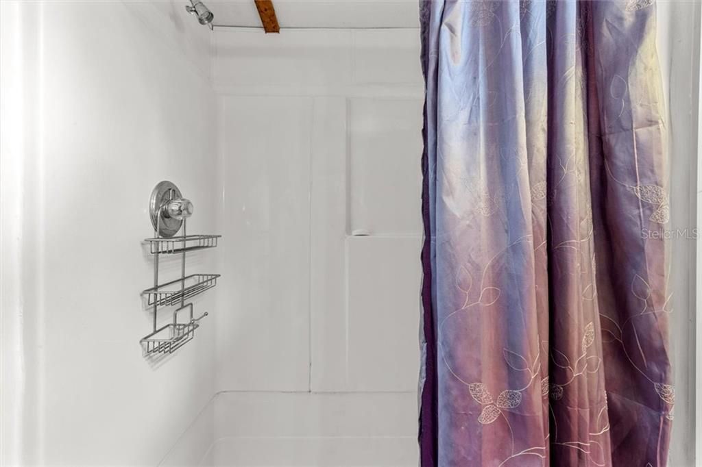 Recently Sold: $130,000 (2 beds, 2 baths, 1035 Square Feet)