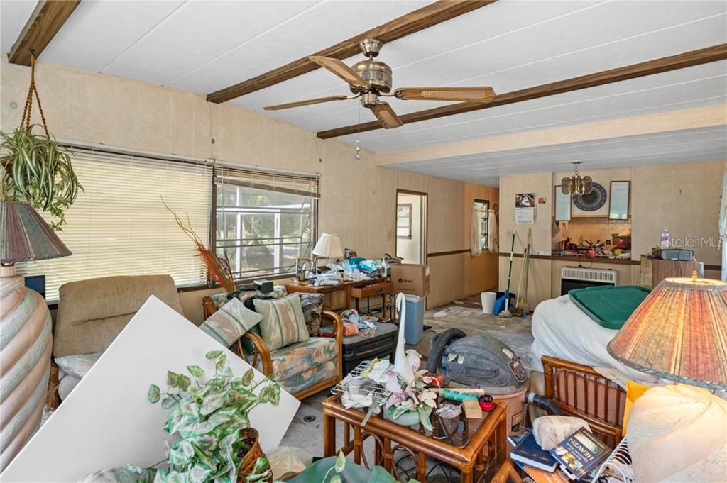 Recently Sold: $62,500 (2 beds, 1 baths, 860 Square Feet)