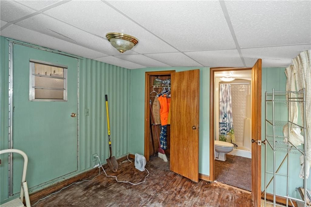 Recently Sold: $62,500 (2 beds, 1 baths, 860 Square Feet)