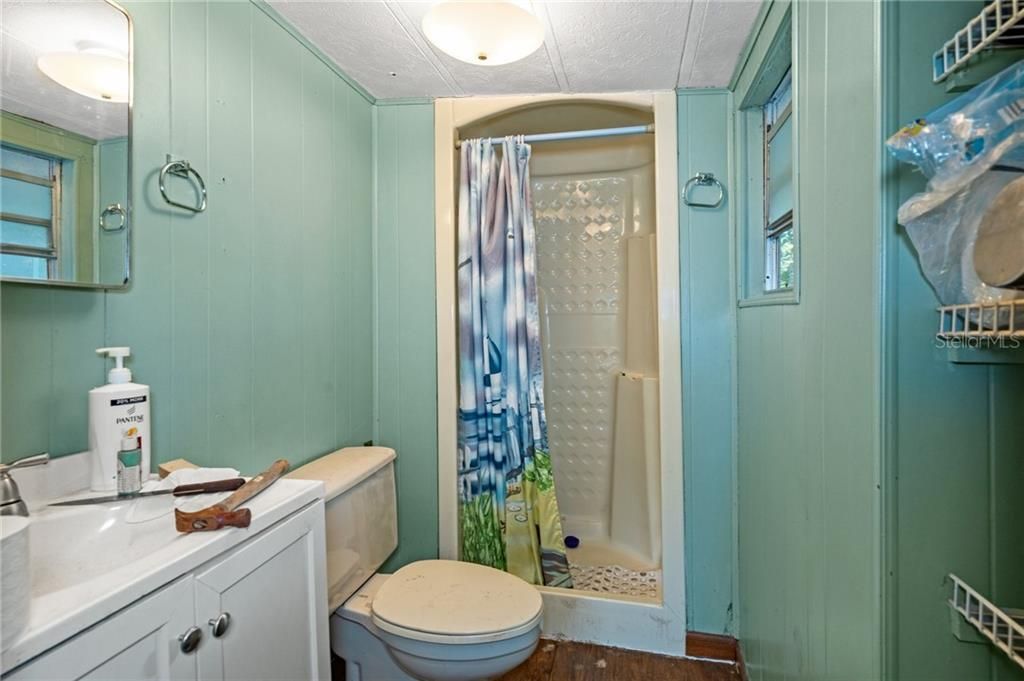 Recently Sold: $62,500 (2 beds, 1 baths, 860 Square Feet)