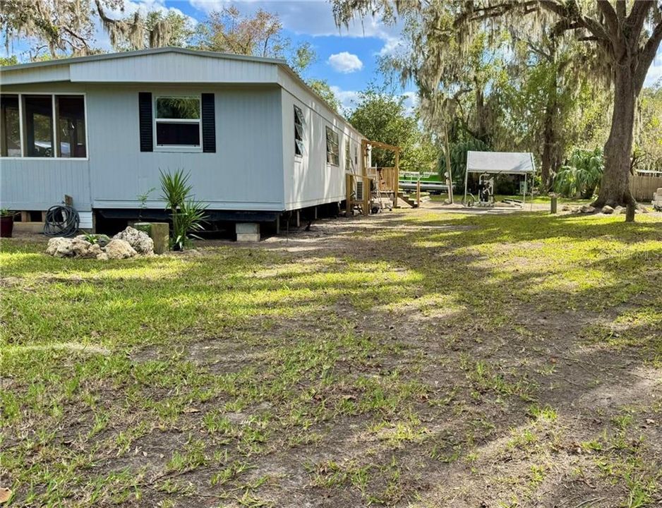 Recently Sold: $92,500 (2 beds, 2 baths, 840 Square Feet)