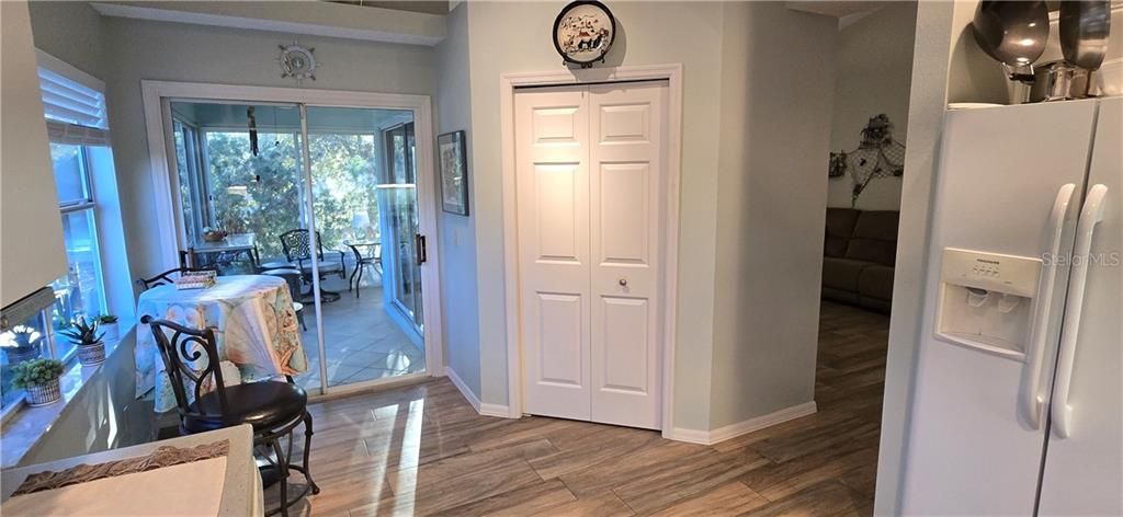 Activo con contrato: $420,000 (2 camas, 2 baños, 1356 Pies cuadrados)
