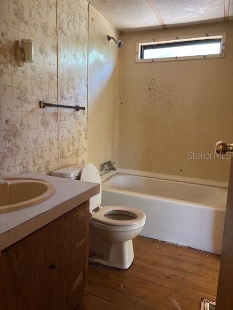 Recently Sold: $57,500 (2 beds, 2 baths, 840 Square Feet)