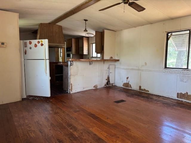Recently Sold: $57,500 (2 beds, 2 baths, 840 Square Feet)