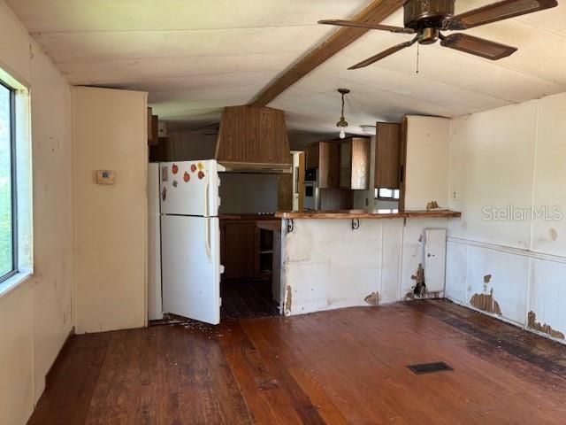 Recently Sold: $57,500 (2 beds, 2 baths, 840 Square Feet)