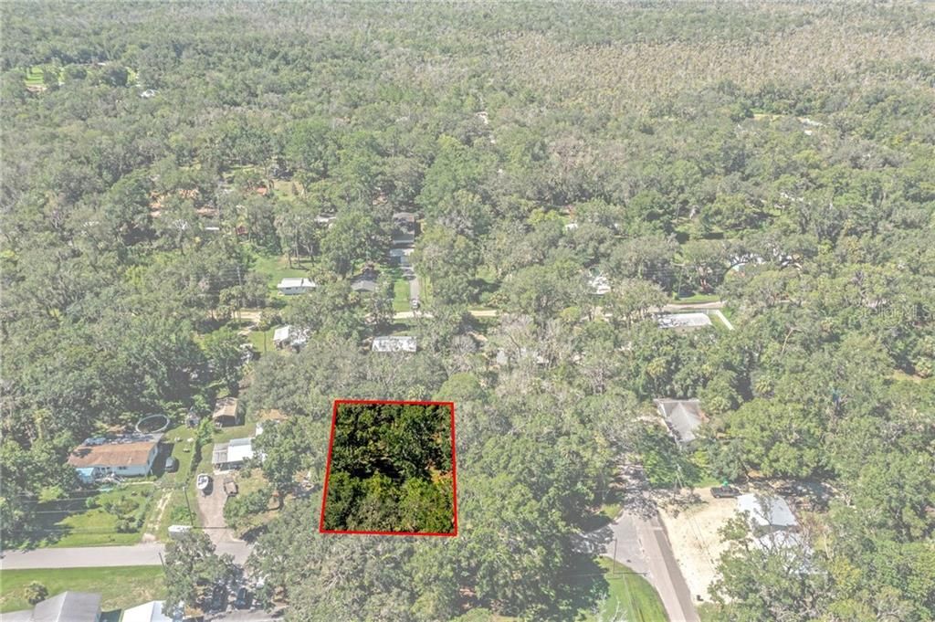 最近售出: $32,000 (0.30 acres)