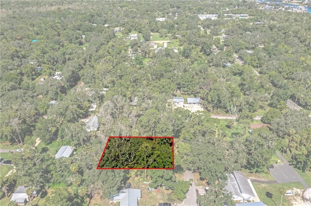 最近售出: $32,000 (0.30 acres)