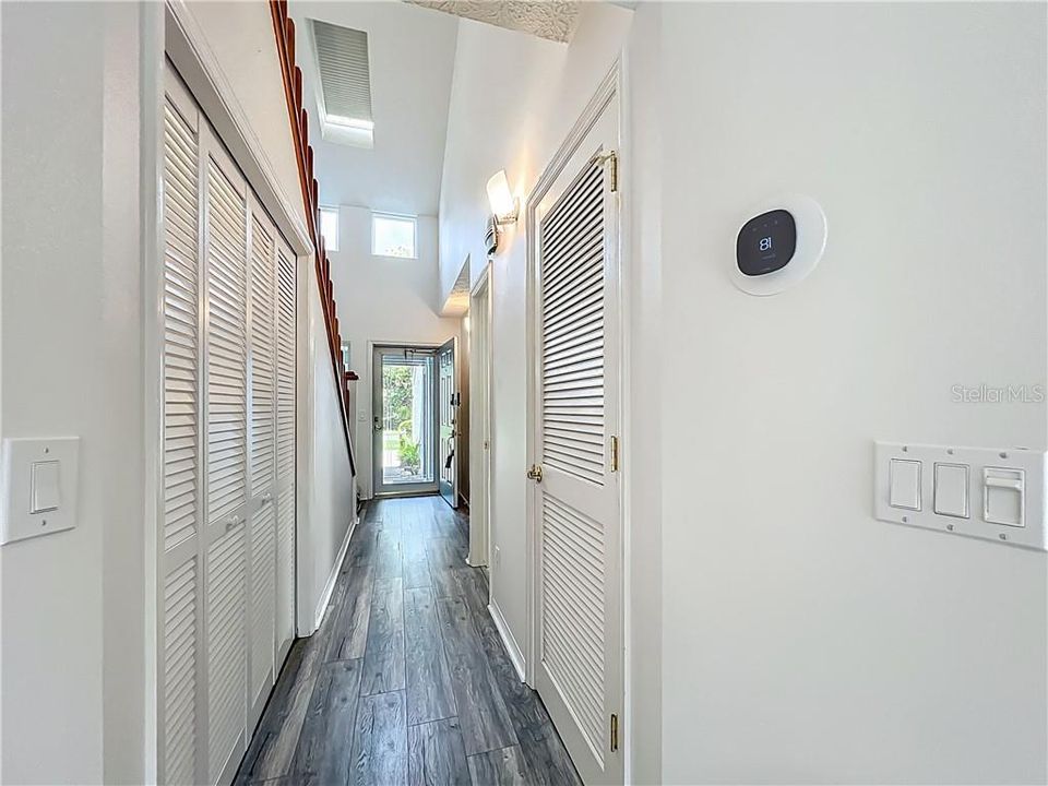 Recently Sold: $344,900 (2 beds, 2 baths, 1209 Square Feet)