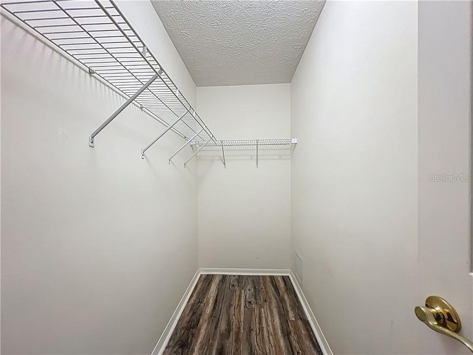 Recently Sold: $344,900 (2 beds, 2 baths, 1209 Square Feet)