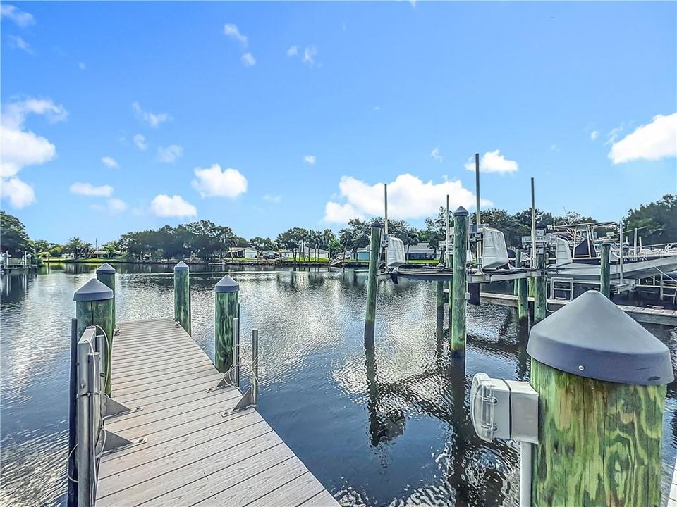 Recently Sold: $344,900 (2 beds, 2 baths, 1209 Square Feet)