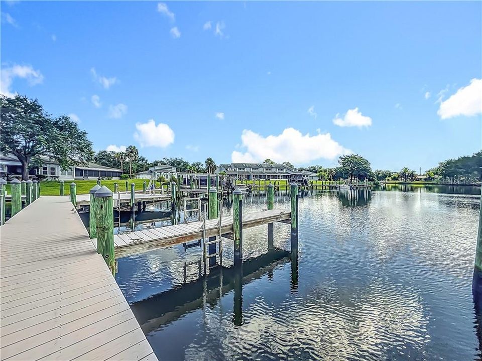 Recently Sold: $344,900 (2 beds, 2 baths, 1209 Square Feet)