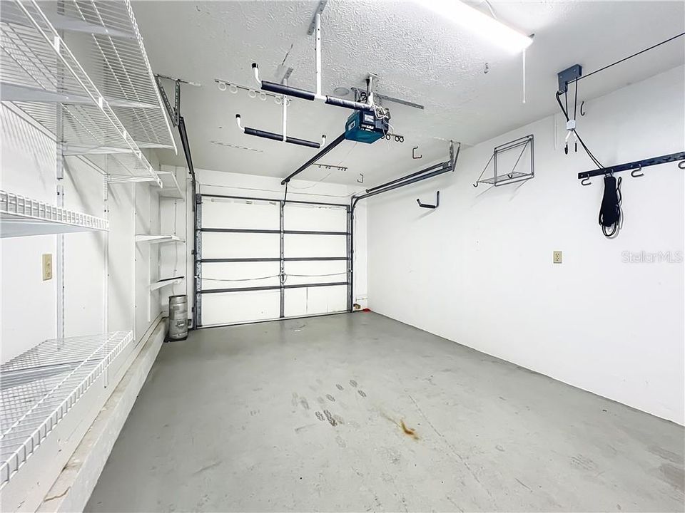 Recently Sold: $344,900 (2 beds, 2 baths, 1209 Square Feet)