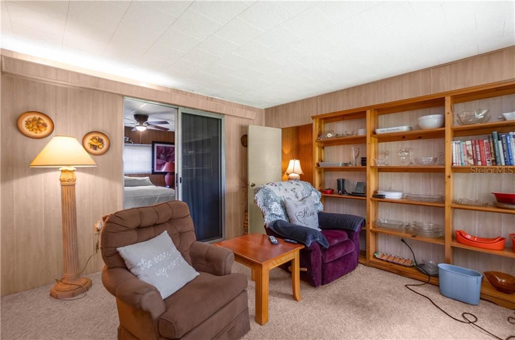 Recently Sold: $140,000 (3 beds, 2 baths, 1344 Square Feet)