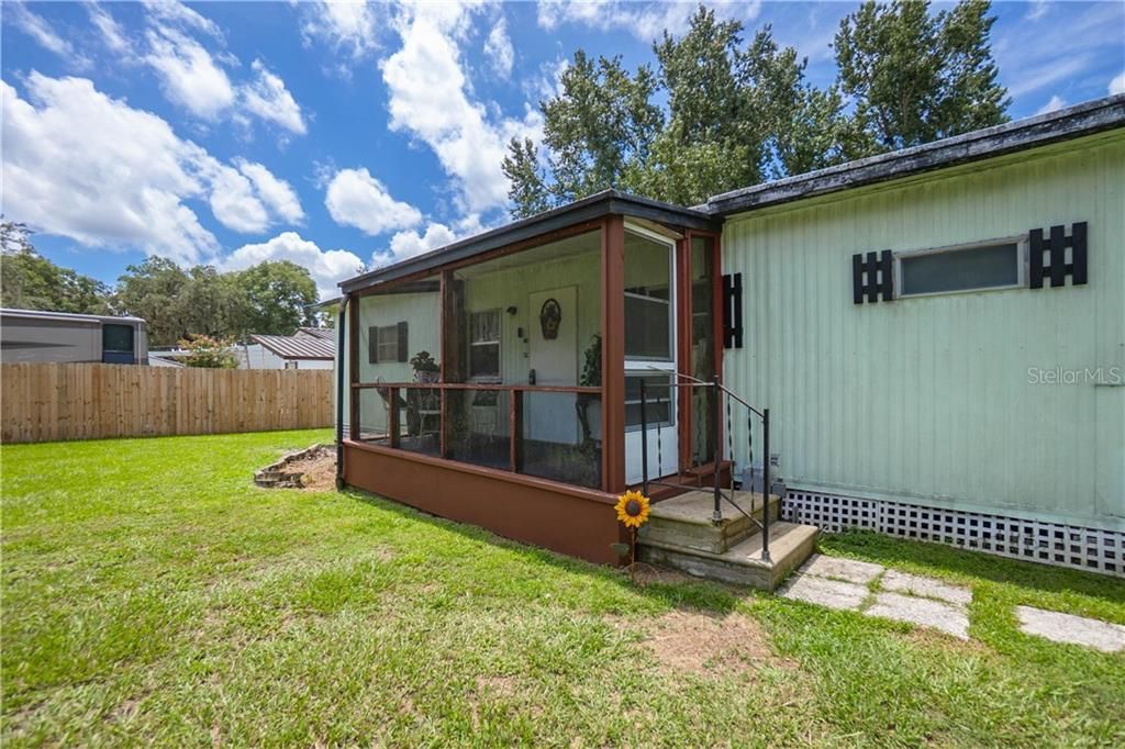Recently Sold: $140,000 (3 beds, 2 baths, 1344 Square Feet)