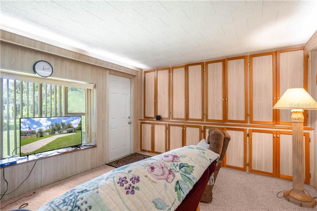Recently Sold: $140,000 (3 beds, 2 baths, 1344 Square Feet)