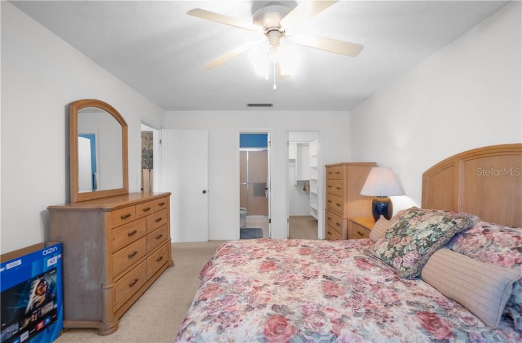 Recently Sold: $95,000 (2 beds, 2 baths, 1035 Square Feet)