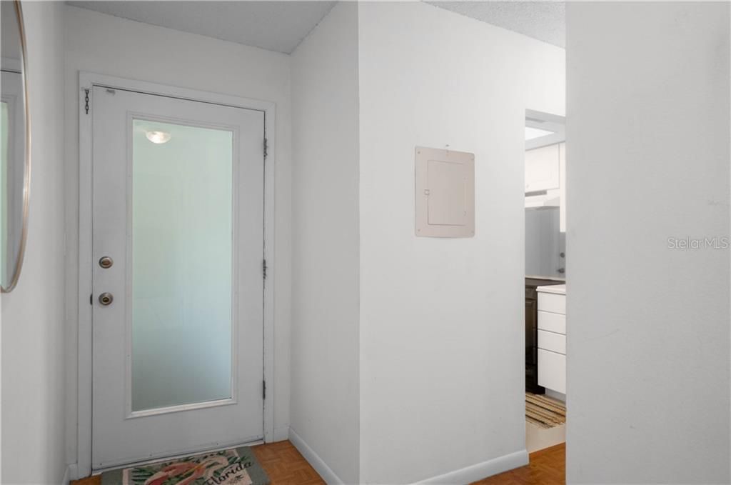 Recently Sold: $95,000 (2 beds, 2 baths, 1035 Square Feet)