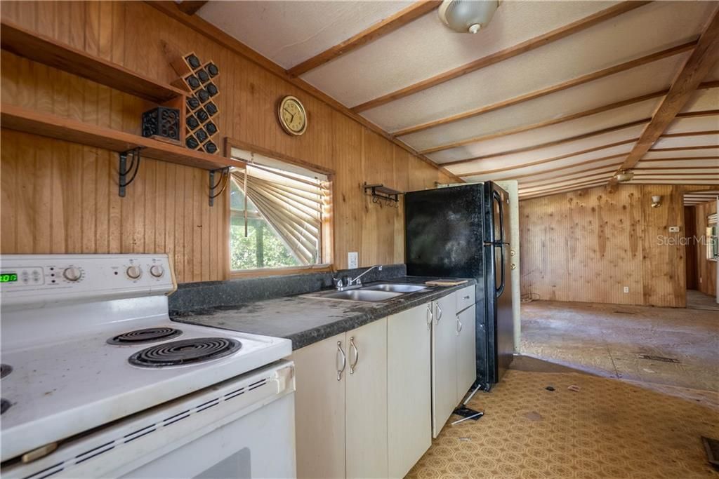 Vendido Recientemente: $70,000 (2 camas, 2 baños, 840 Pies cuadrados)