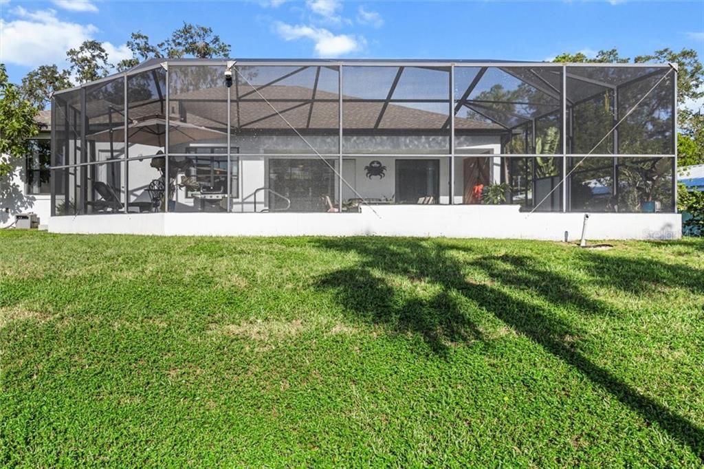 Recently Sold: $1,074,000 (4 beds, 2 baths, 2009 Square Feet)