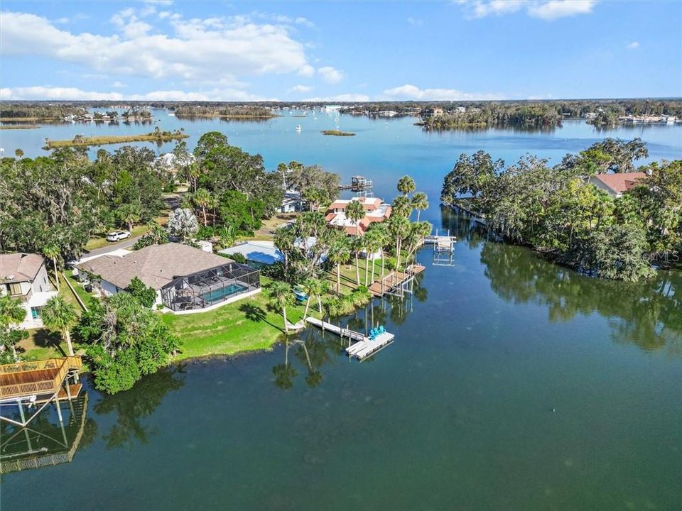 Recently Sold: $1,074,000 (4 beds, 2 baths, 2009 Square Feet)