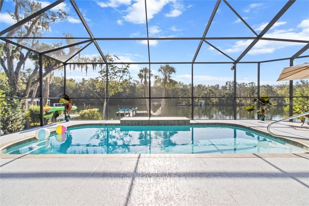 Recently Sold: $1,074,000 (4 beds, 2 baths, 2009 Square Feet)