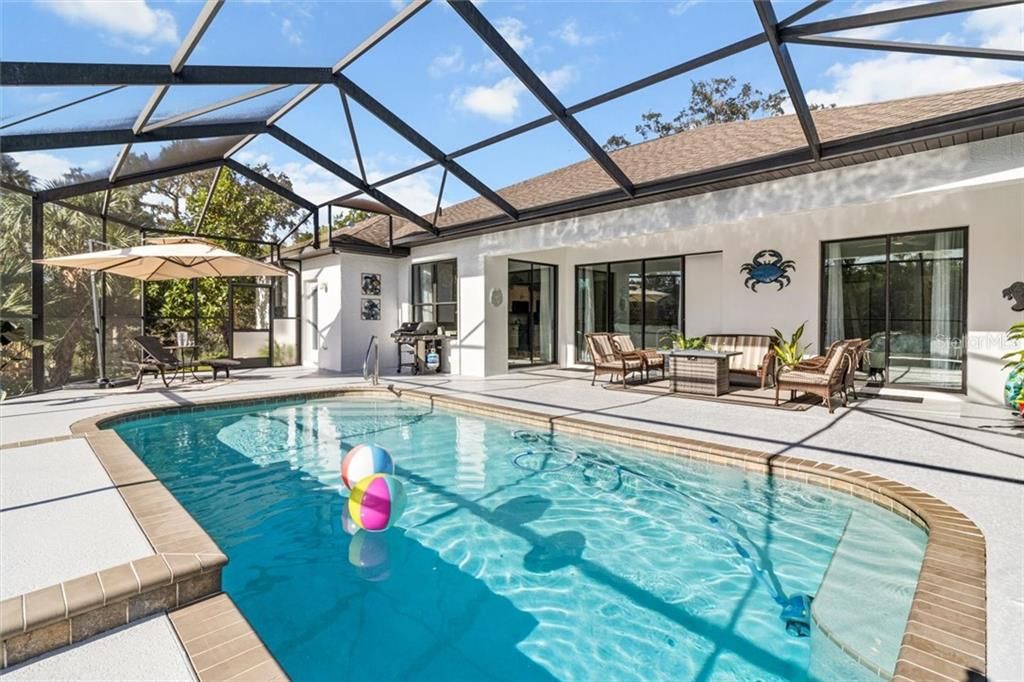 Recently Sold: $1,074,000 (4 beds, 2 baths, 2009 Square Feet)