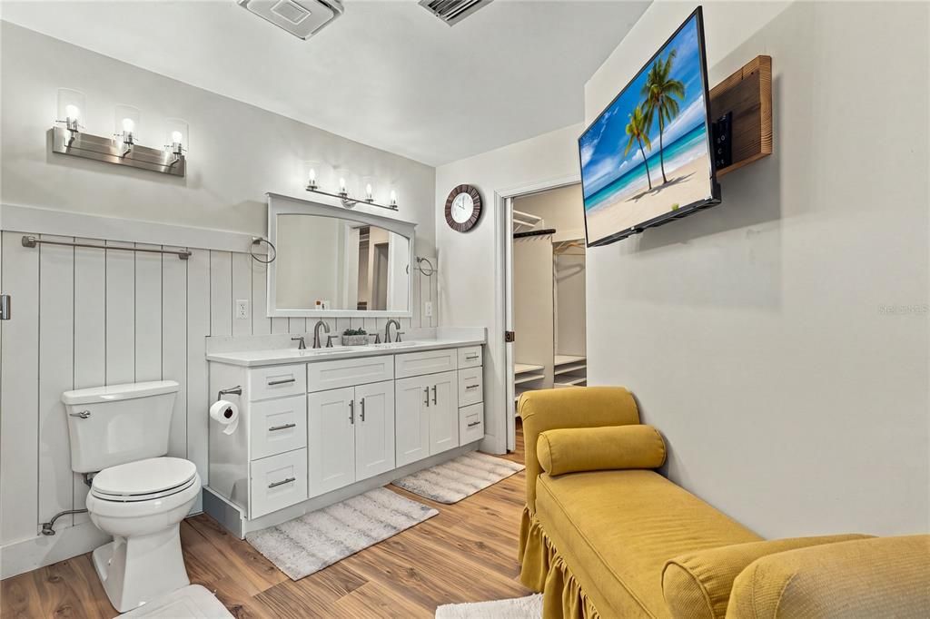 For Sale: $730,000 (3 beds, 2 baths, 1796 Square Feet)
