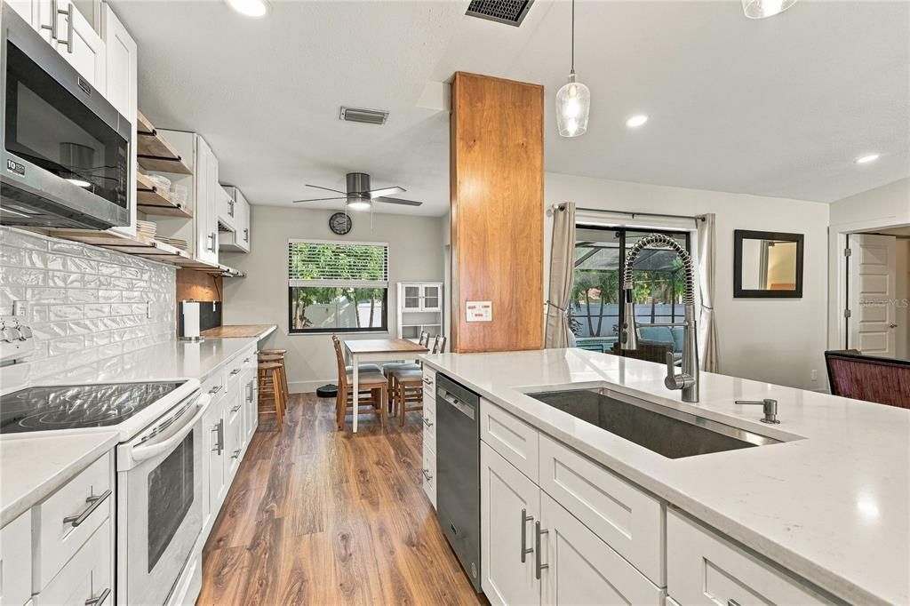 For Sale: $730,000 (3 beds, 2 baths, 1796 Square Feet)
