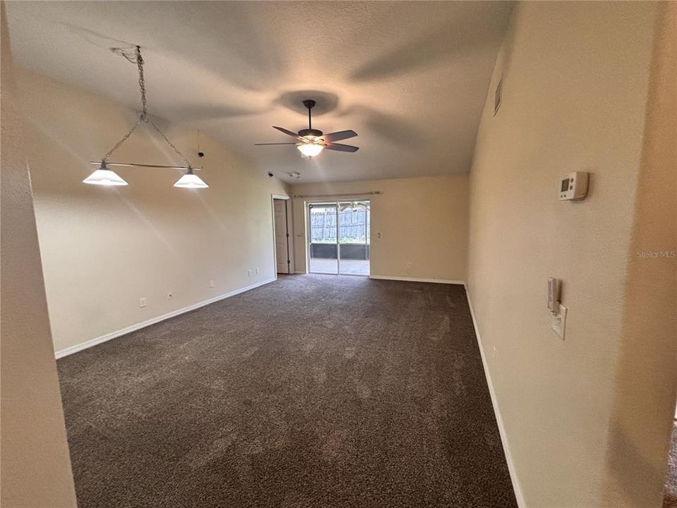 В аренду: $1,850 (3 спален, 2 ванн, 1246 Квадратных фут)