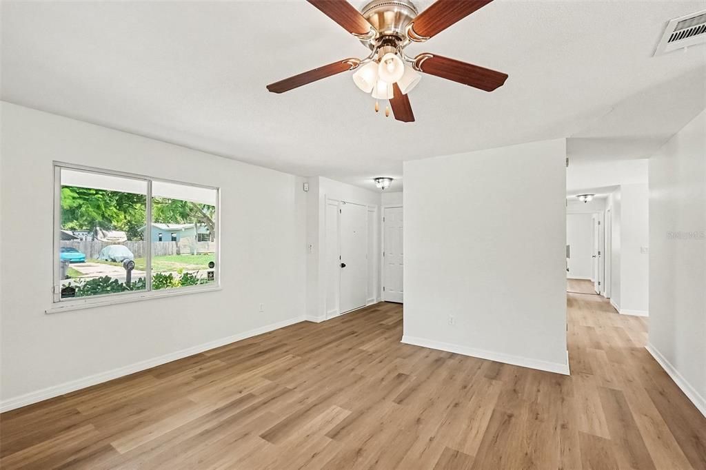 For Rent: $2,000 (2 beds, 2 baths, 1128 Square Feet)