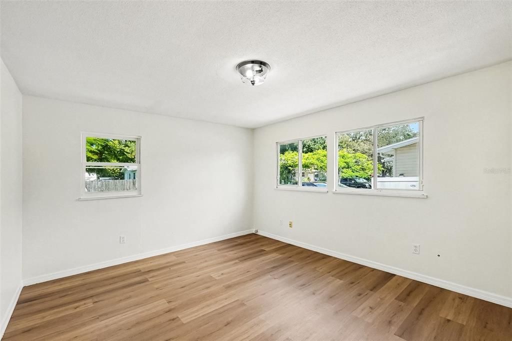 For Rent: $2,000 (2 beds, 2 baths, 1128 Square Feet)