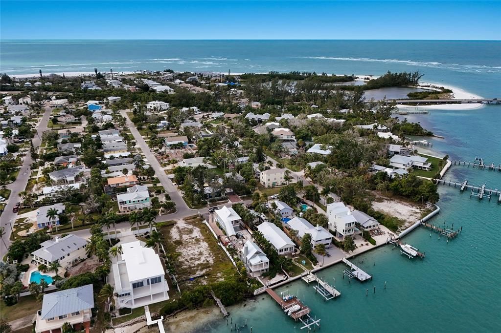For Sale: $3,249,000 (0.26 acres)