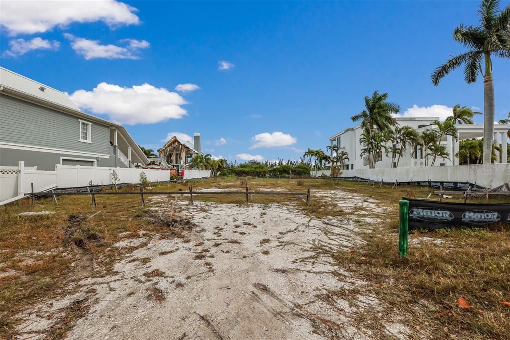 For Sale: $3,249,000 (0.26 acres)