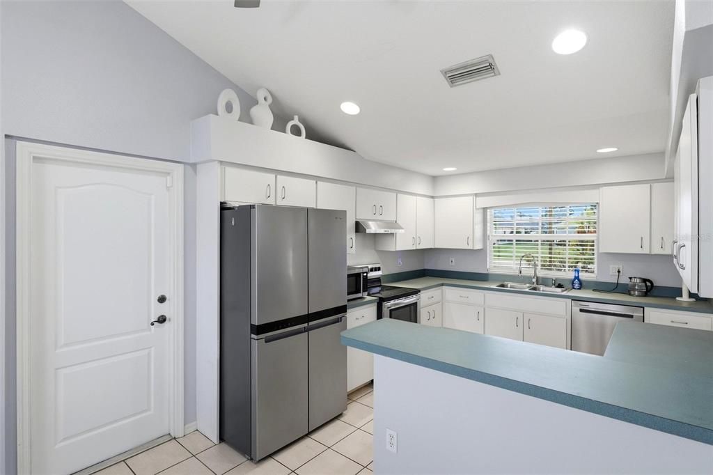 En Venta: $319,900 (3 camas, 2 baños, 1449 Pies cuadrados)