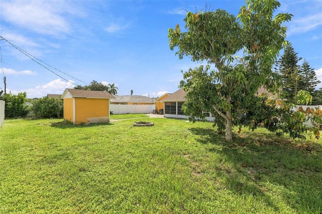 En Venta: $319,900 (3 camas, 2 baños, 1449 Pies cuadrados)