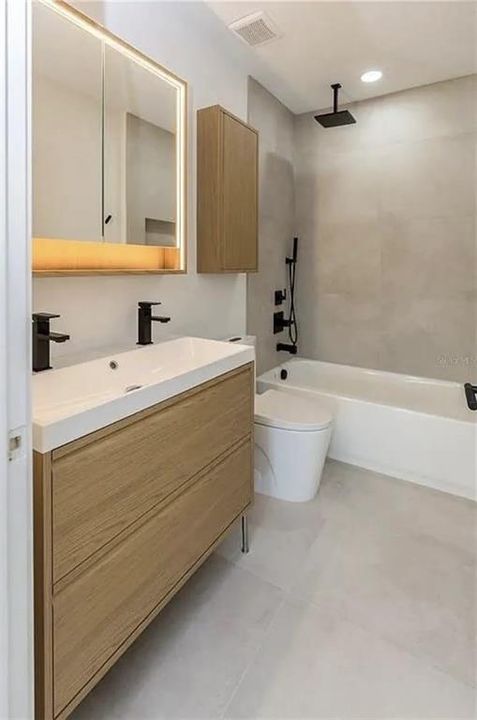 В аренду: $2,395 (3 спален, 2 ванн, 1200 Квадратных фут)