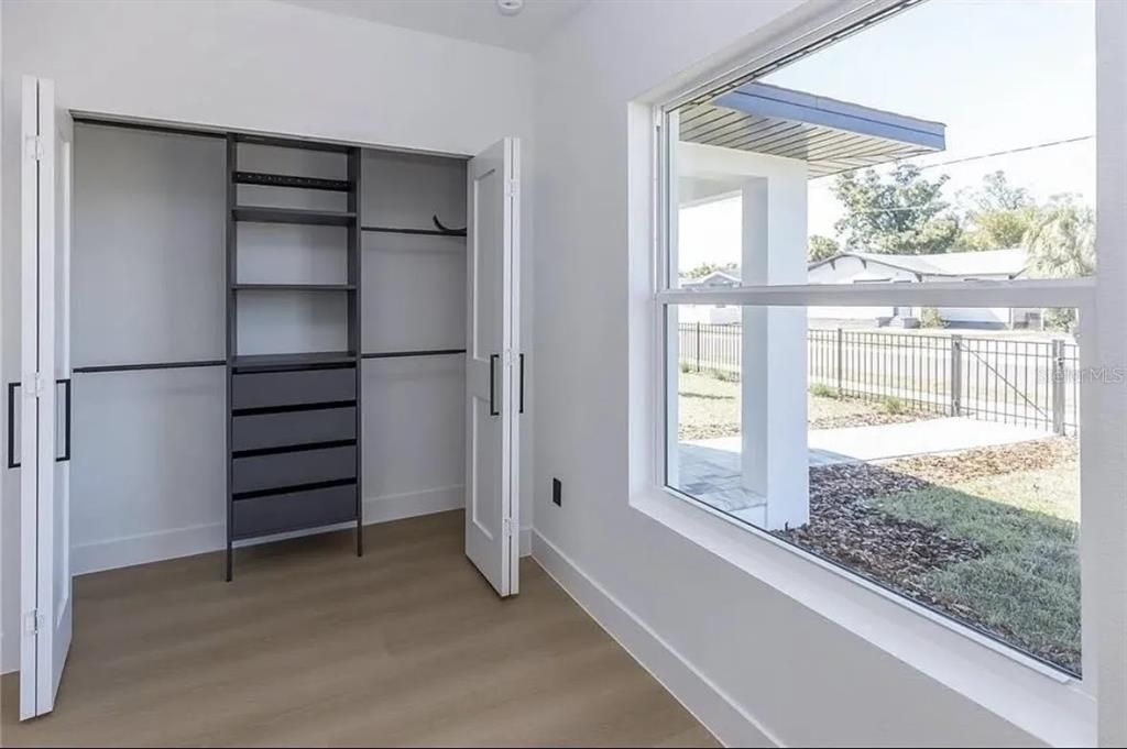 В аренду: $2,395 (3 спален, 2 ванн, 1200 Квадратных фут)