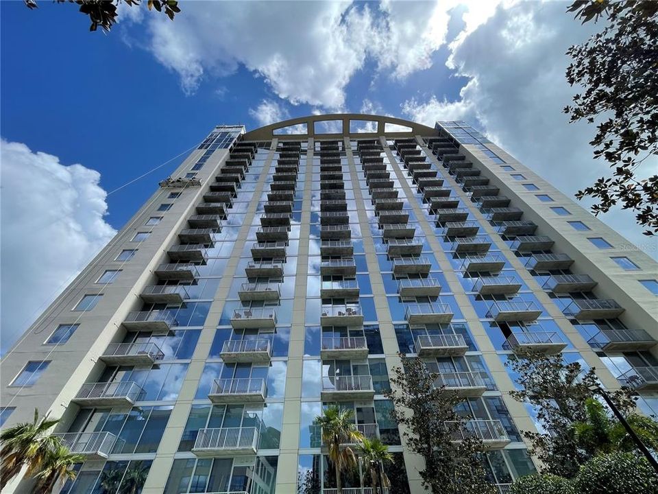 En Venta: $181,550 (1 camas, 1 baños, 837 Pies cuadrados)