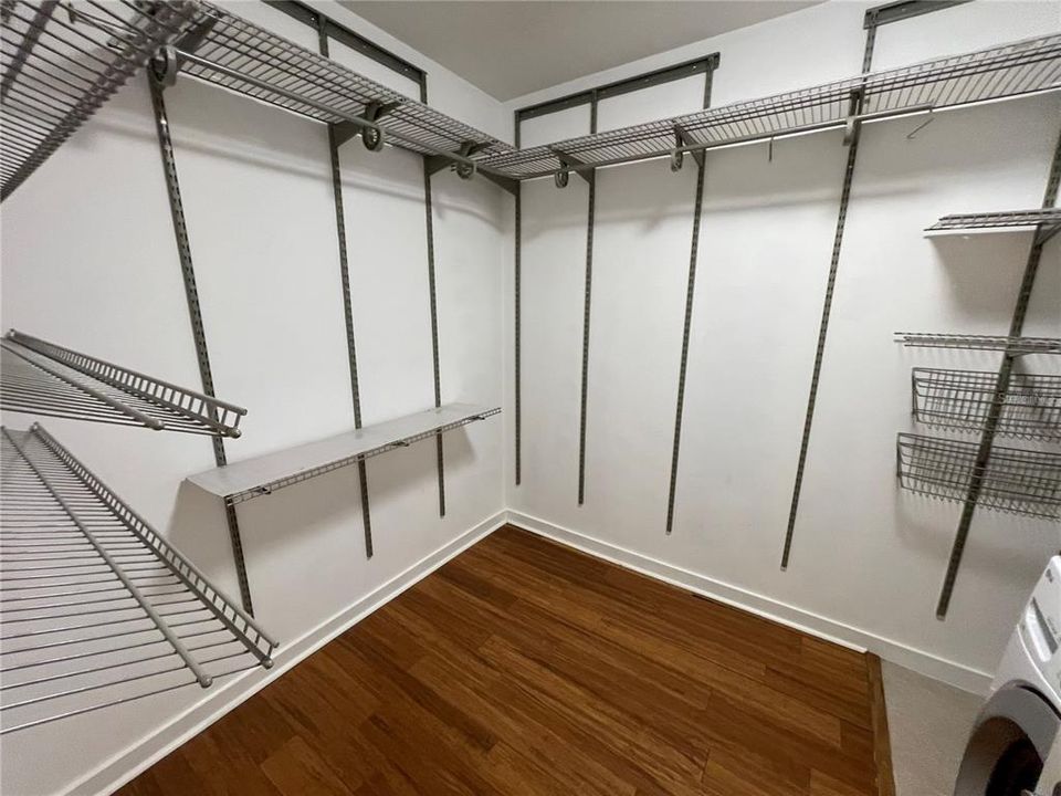 En Venta: $181,550 (1 camas, 1 baños, 837 Pies cuadrados)