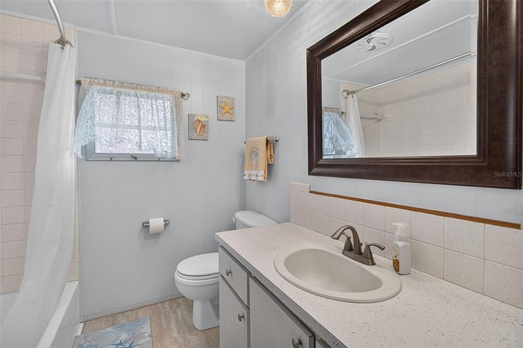 На продажу: $95,000 (1 спален, 1 ванн, 712 Квадратных фут)