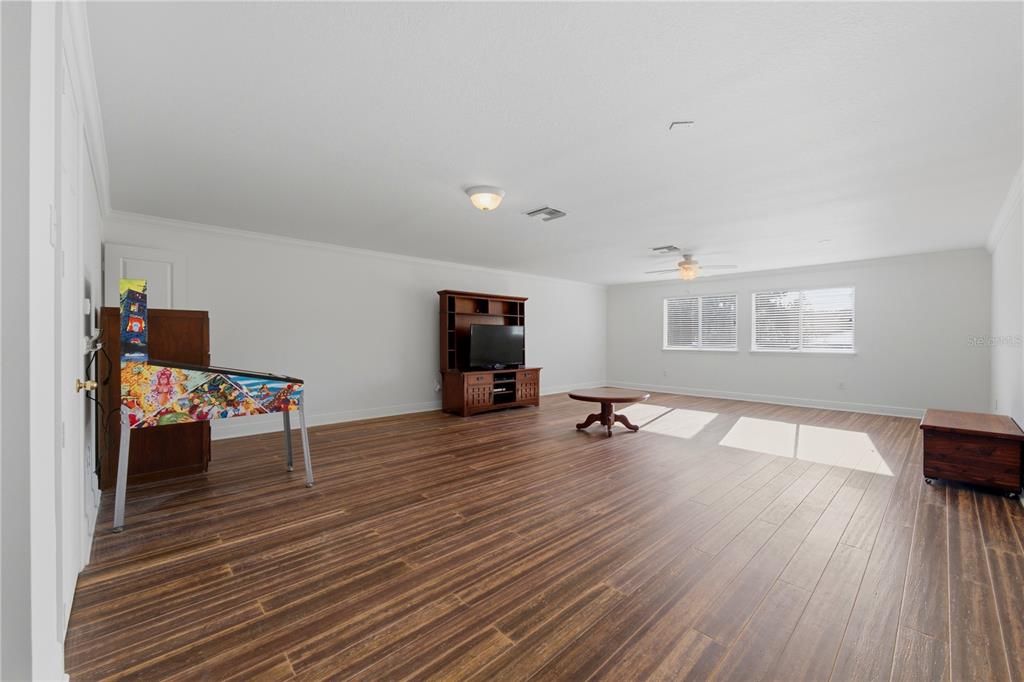 For Sale: $579,900 (3 beds, 4 baths, 3189 Square Feet)