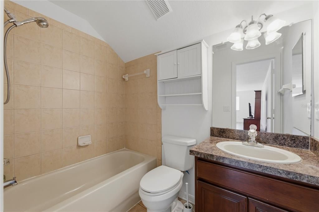 For Sale: $579,900 (3 beds, 4 baths, 3189 Square Feet)
