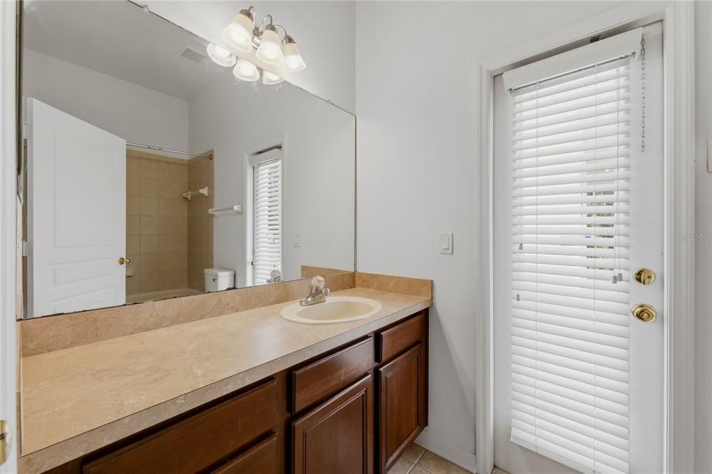 For Sale: $579,900 (3 beds, 4 baths, 3189 Square Feet)