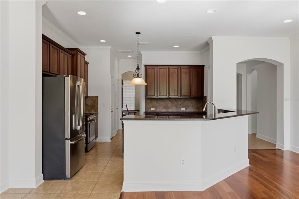 For Sale: $579,900 (3 beds, 4 baths, 3189 Square Feet)
