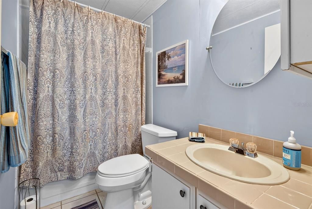 На продажу: $165,000 (2 спален, 2 ванн, 1056 Квадратных фут)