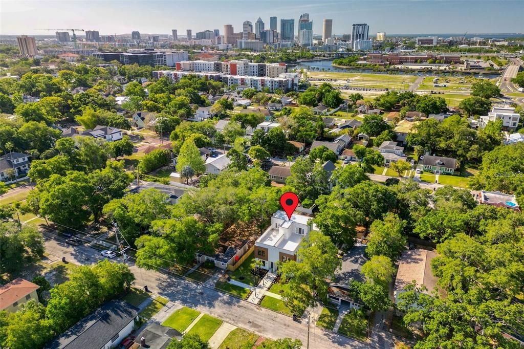 For Rent: $5,100 (3 beds, 2 baths, 2120 Square Feet)
