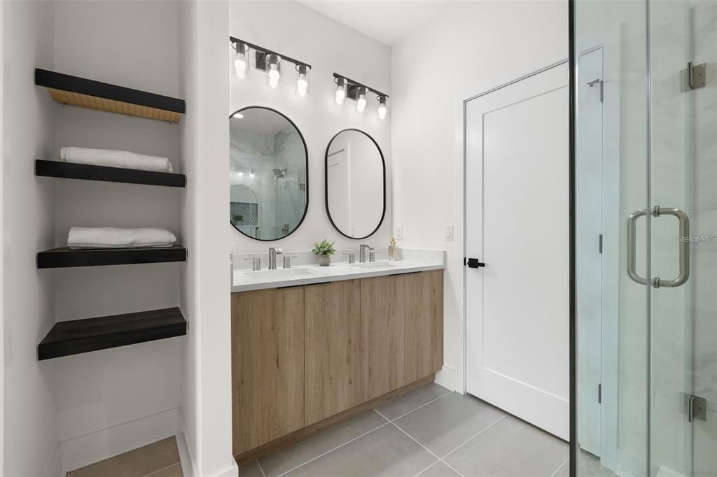 For Rent: $5,100 (3 beds, 2 baths, 2120 Square Feet)