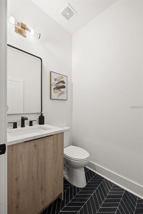 For Rent: $5,100 (3 beds, 2 baths, 2120 Square Feet)