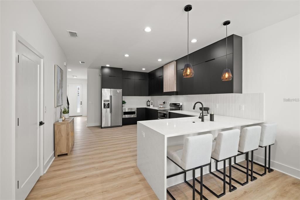For Rent: $5,100 (3 beds, 2 baths, 2120 Square Feet)