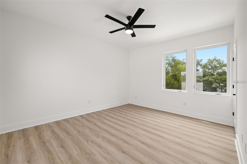 For Rent: $5,100 (3 beds, 2 baths, 2120 Square Feet)